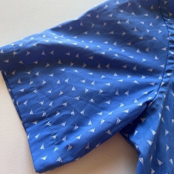 EUC‎ Izod Button Up Size Boys Small Color Blue 🔥 (P) - Picture 4 of 5